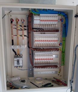 Panel penerangan lantai1 - 1B 12-09-2021