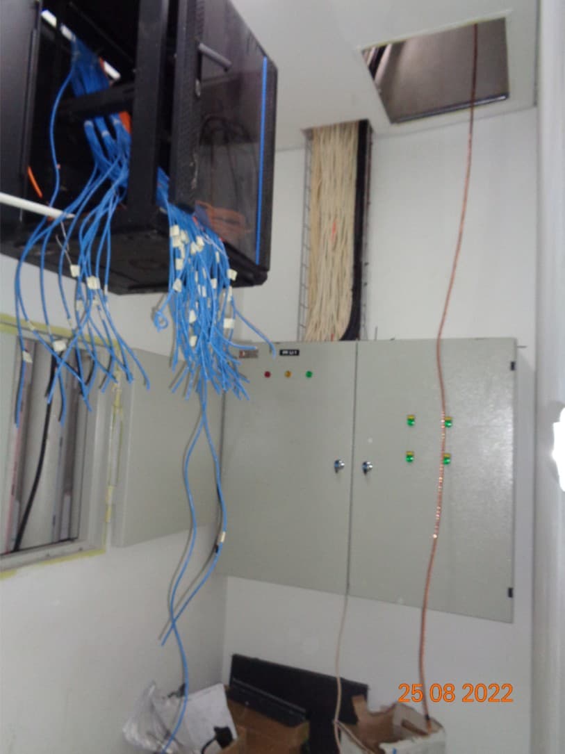 Kabel Data & Server