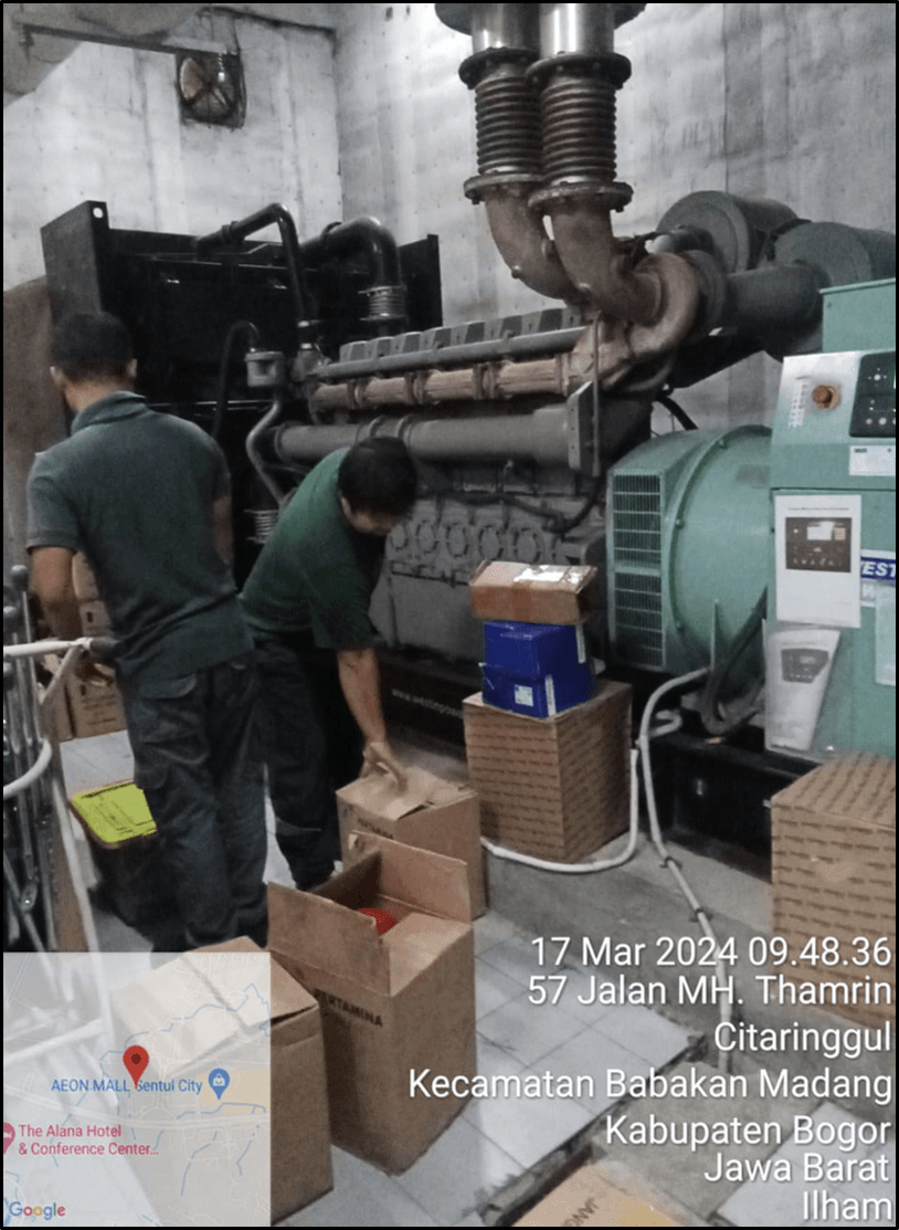 Proses loading material maintenance gesnet di area power house 17 maret 2024.